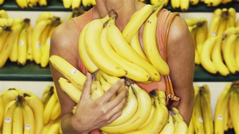 How to Start a Website Company and Why Bananas Might Be the Secret to Success